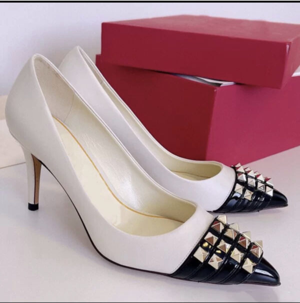 Women shoes
