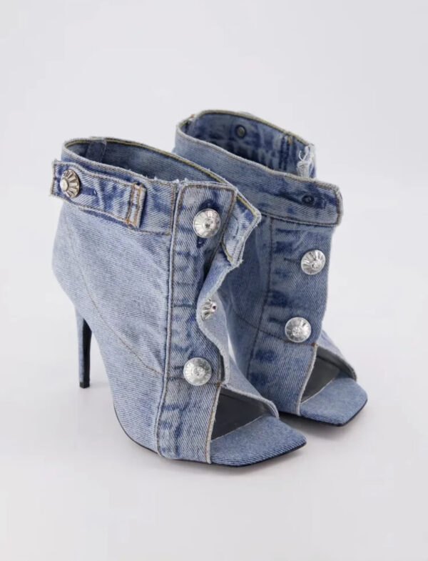 Women shoes